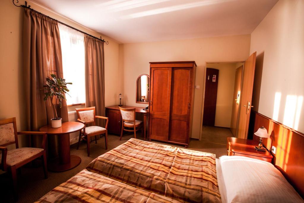 Park Hotel Tartuf Beladice ห้อง รูปภาพ